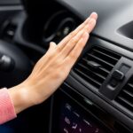 5 причин, почему кондиционер в машине не охлаждает и дует теплым воздухом